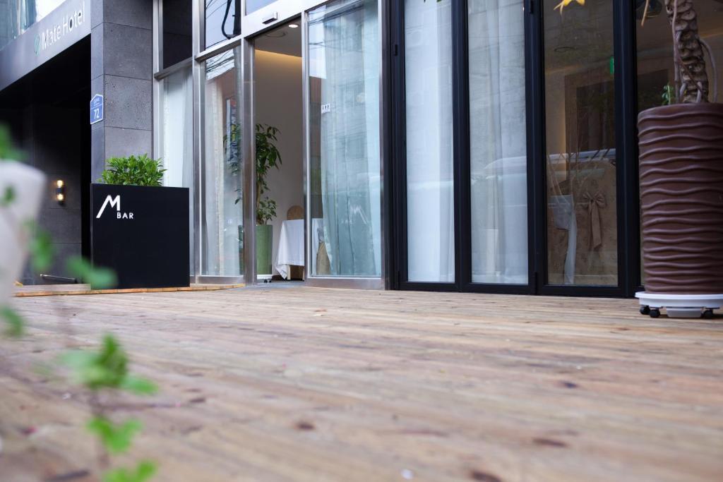Mate Hotel Seoul Gimpo Bagian luar foto