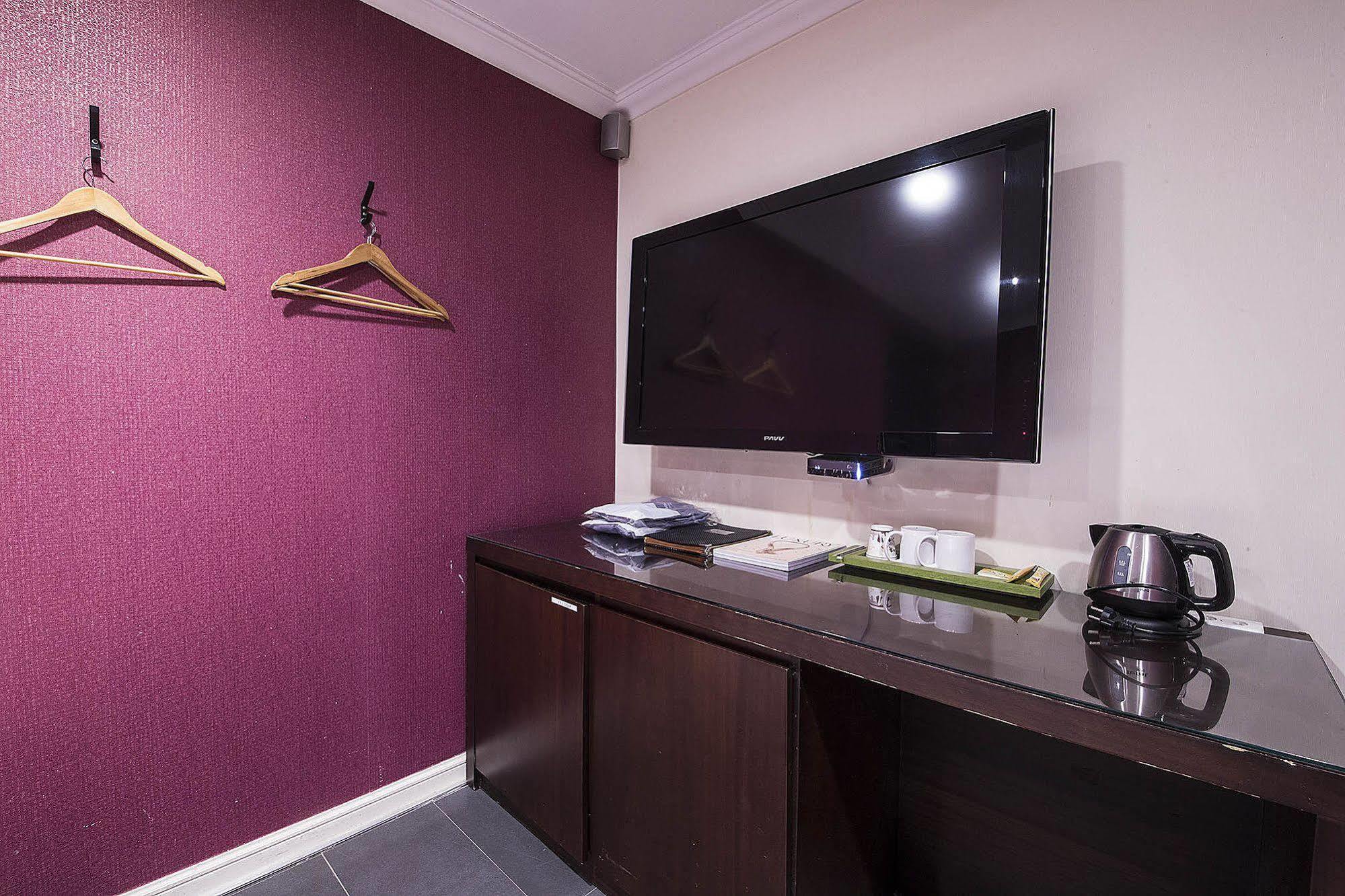 Mate Hotel Seoul Gimpo Bagian luar foto